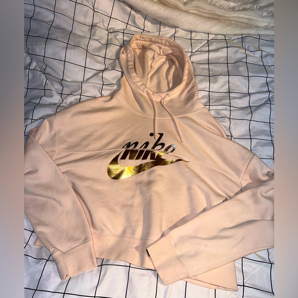 pinkish nike cropped hoodie
